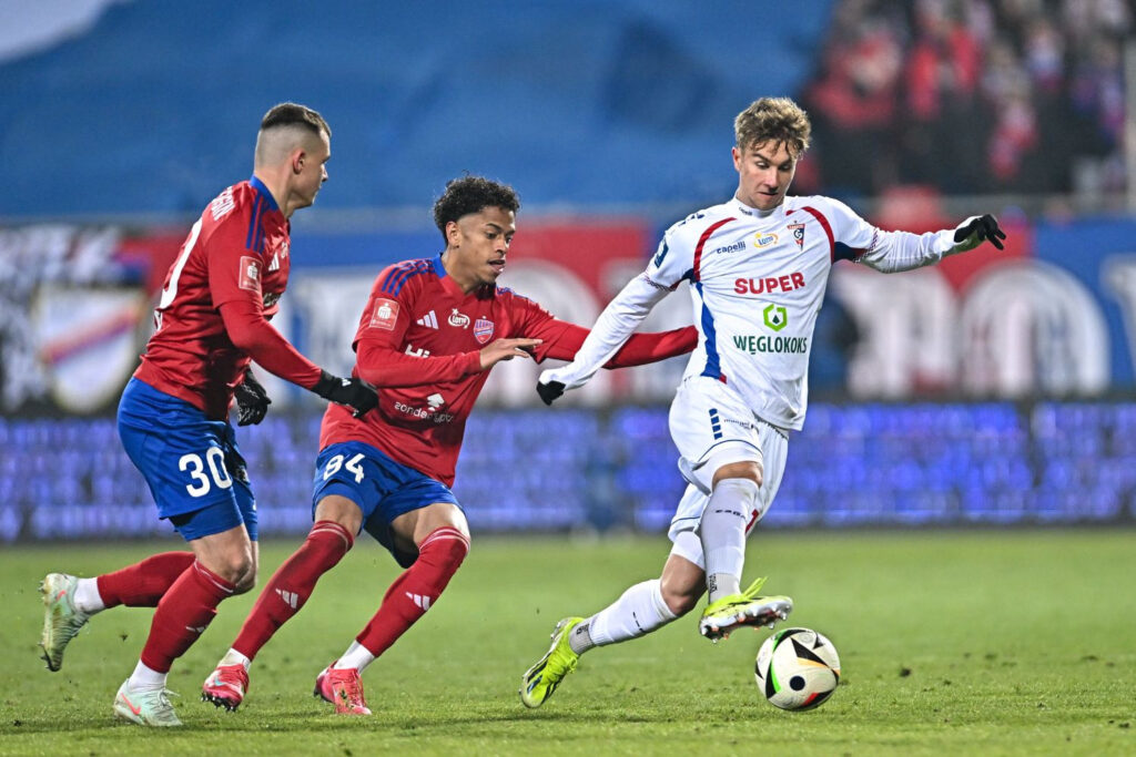 adriano-amorim-dominik-sarapata