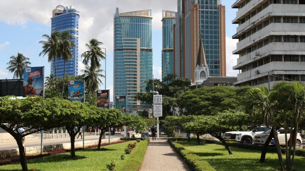 Koniec_pacenia_dolarami._Nowy_zakaz_1746428453