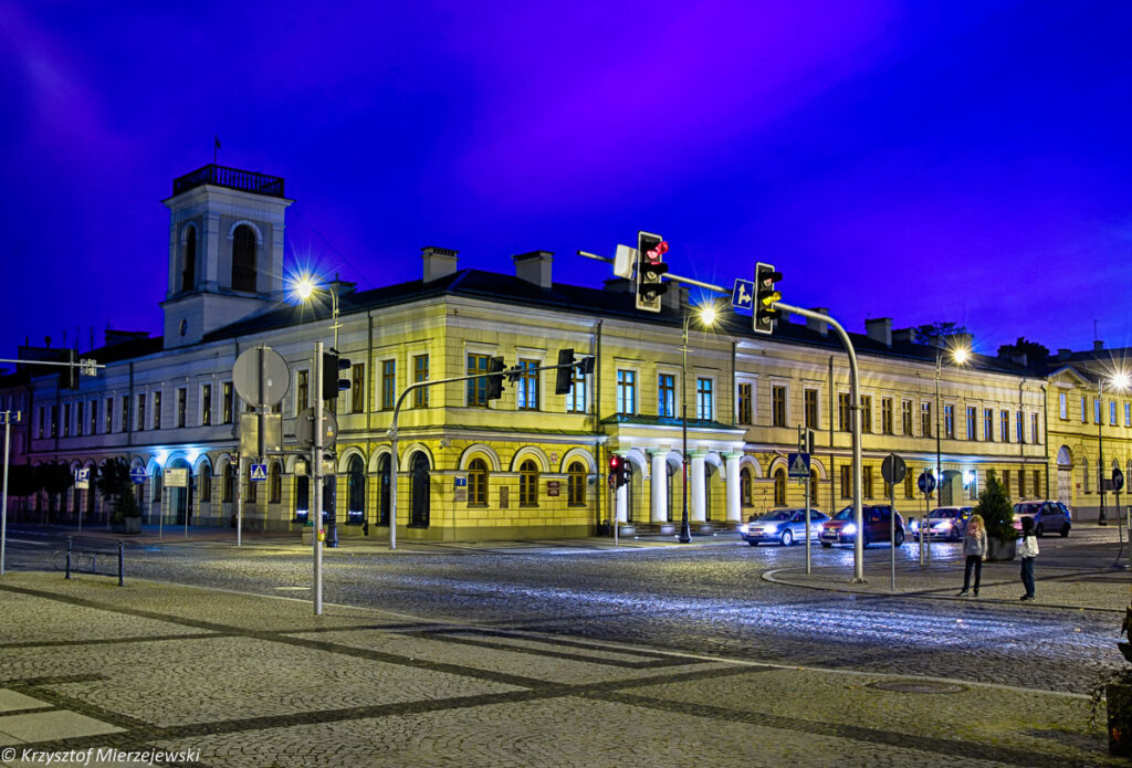 Ratusz_miejski_suwalki