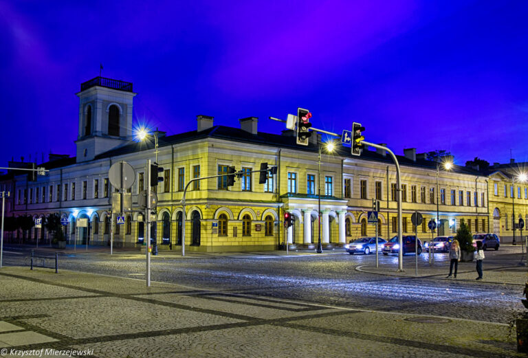 Ratusz_miejski_suwalki