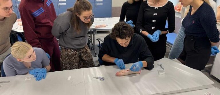 Warsztaty_przyszych_chirurgw_1746381880