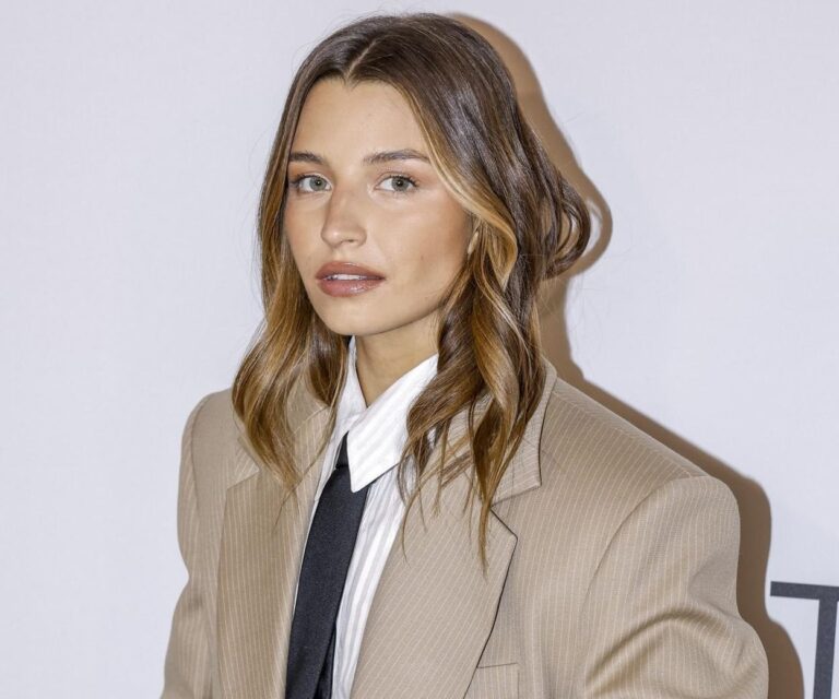 Wieniawa_kupia_wielki_dom_w_lesie._Robi_wraenie_1746437458