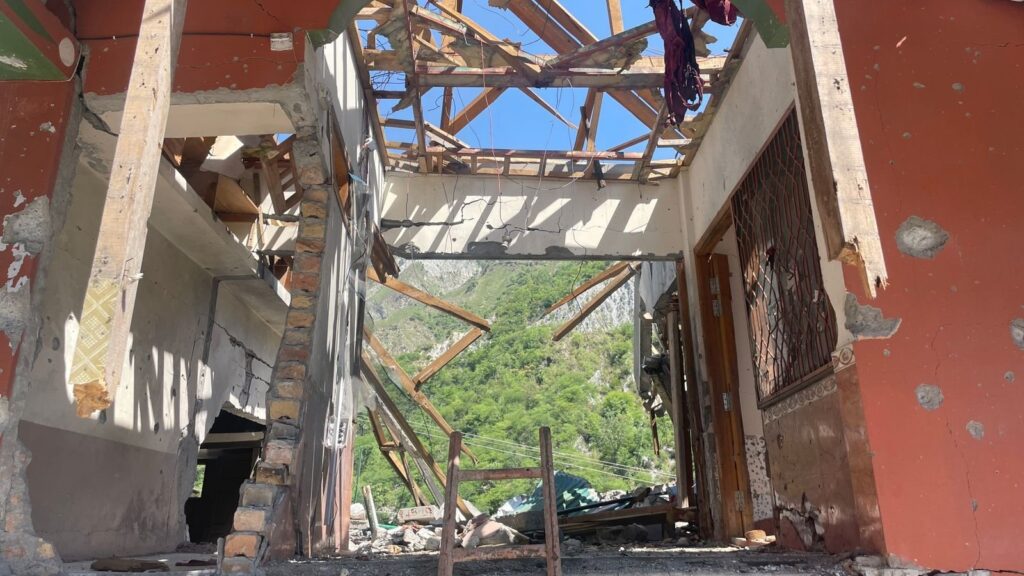 skynews-kashmir-muzaffarabad_6916679_1747321312