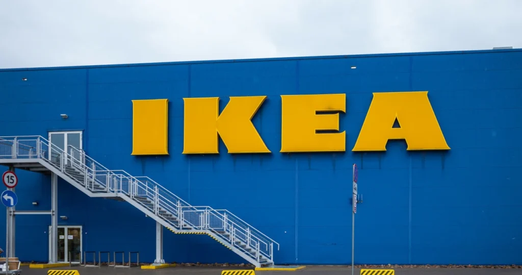 Ikea_zwalnia_blisko_300_osób_w_Polsce_w_ramach_str