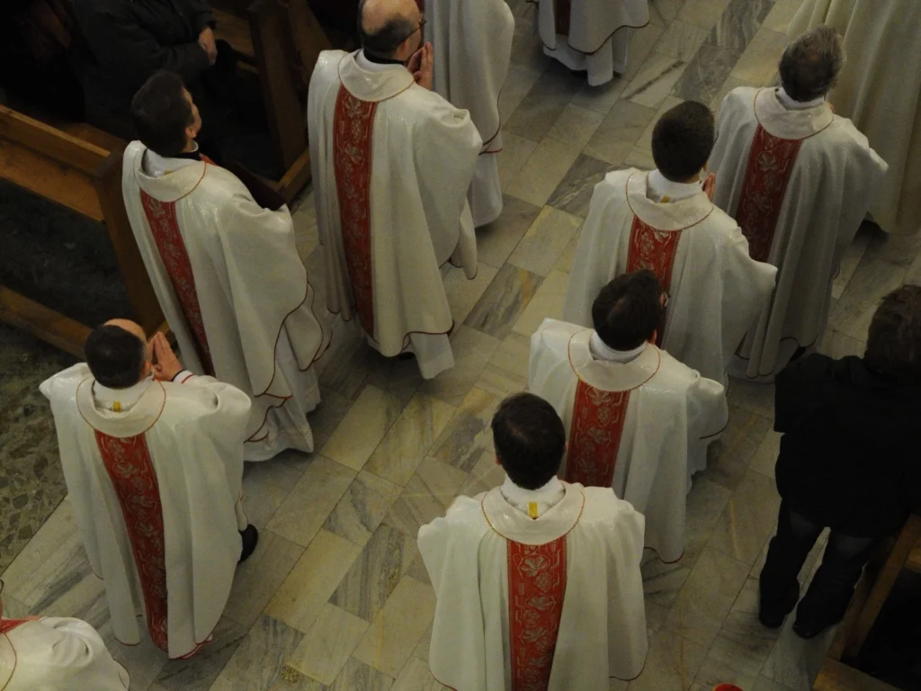 Najstarszy_proboszcz_w_Portugalii_pod_ochroną_para