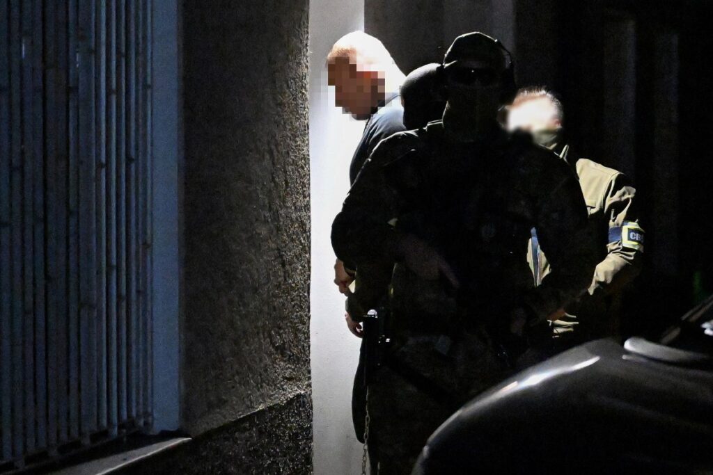 _Wielki_Bu__usłyszał_zarzuty__Przesłuchanie_i_dals