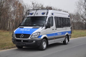 POLICJA_MB_SPRINTER_FURGON_W