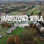Wykolejenie pociągu z olejem napędowym w Jaroszowej Woli. Osiem wagonów spadło z nasypu
