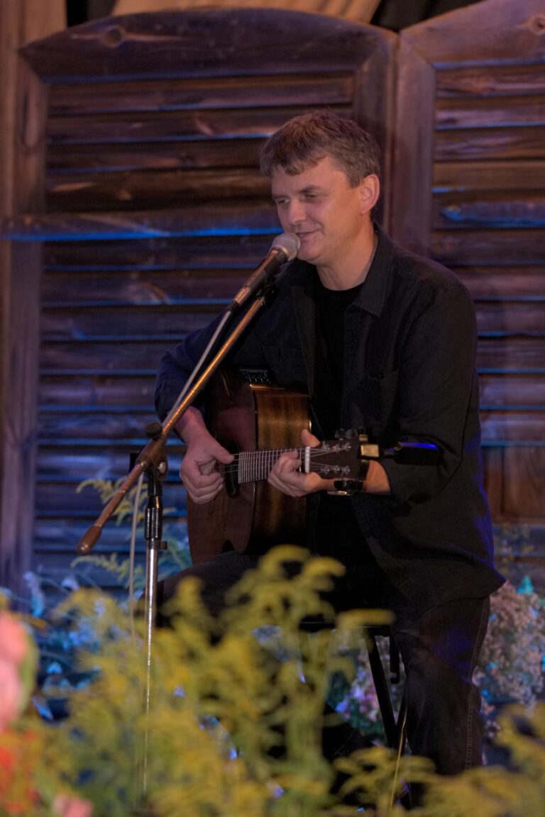 radiopin_20260212_103049