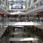 Poważna awaria wodociągu w centrum Wrocławia. Zalany tunel przy Galerii Dominikańskiej