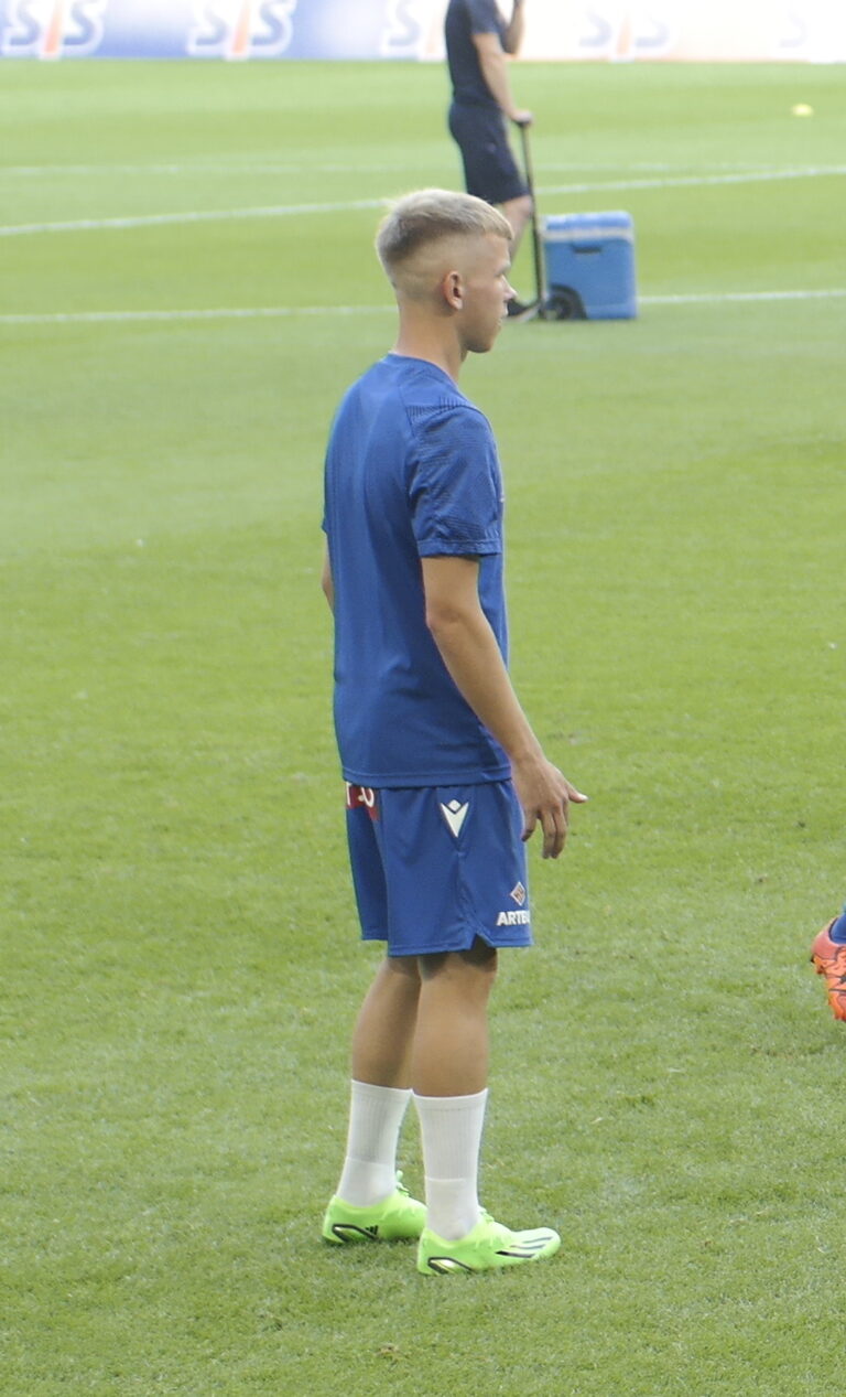 Lech Poznań rozgromił KuPS 2-0 w Tampere. Kozubal i Ismaheel dają "Kolejorzowi" przewagę przed rewanżem