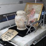 Warszawa pożegnała Bożenę Dykiel. Gwiazdy na pogrzebie legendy serialu "Na Wspólnej"