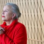 Krystyna Janda od czterech lat nosi aparat słuchowy. "Darłam się na scenie"